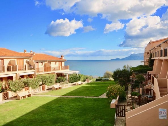 Splendido Appartamento Vista Mare nel Residence Riobados – in vendita a Bados, Olbia