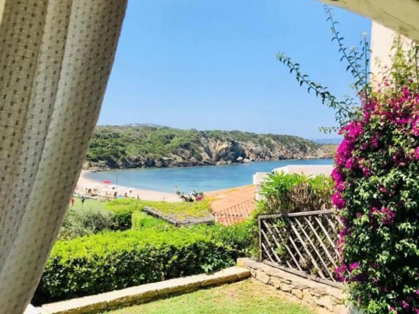 Bilocale indipendente con giardino e vista mare a 50 metri dal mare – Porto Cervo, Cala del Faro